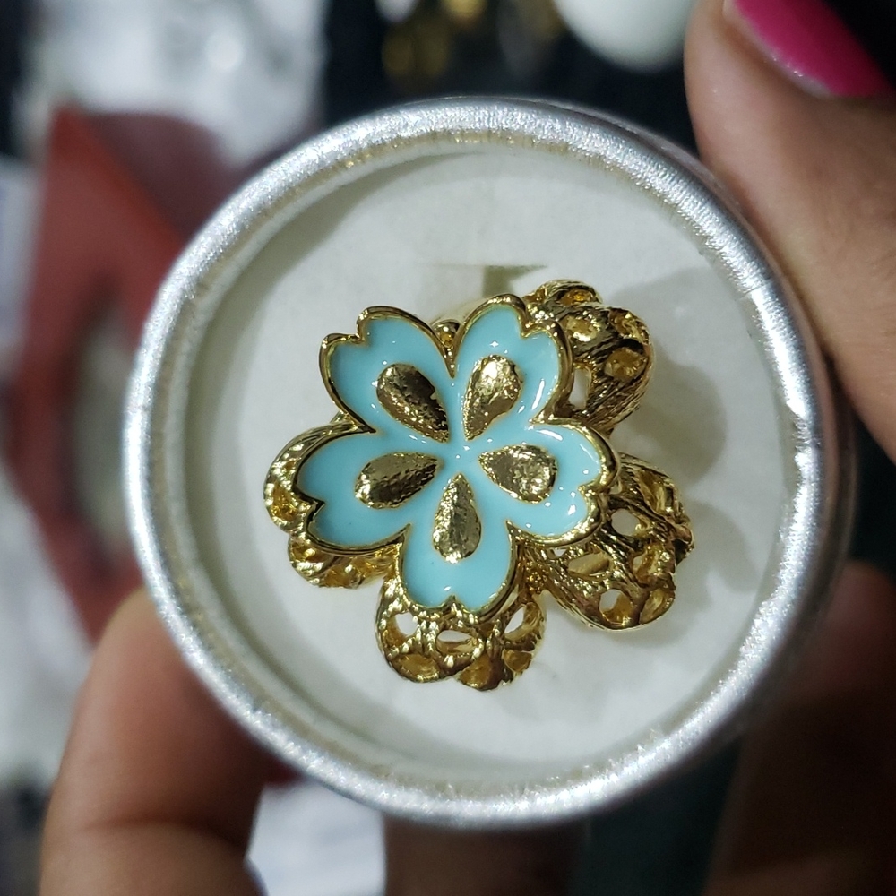Big Large Vintage Flower Ring Filigree Green Enamel Womens Flower Rings Size 7